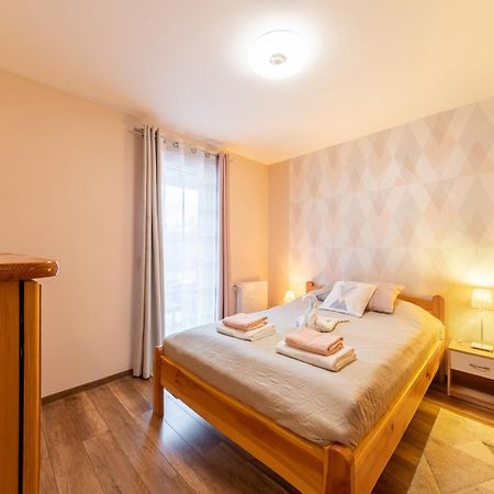 Center Budget Apartment Inside Free Parking Self Check-In Free Streaming Ac Balcony Budapeszt Zewnętrze zdjęcie