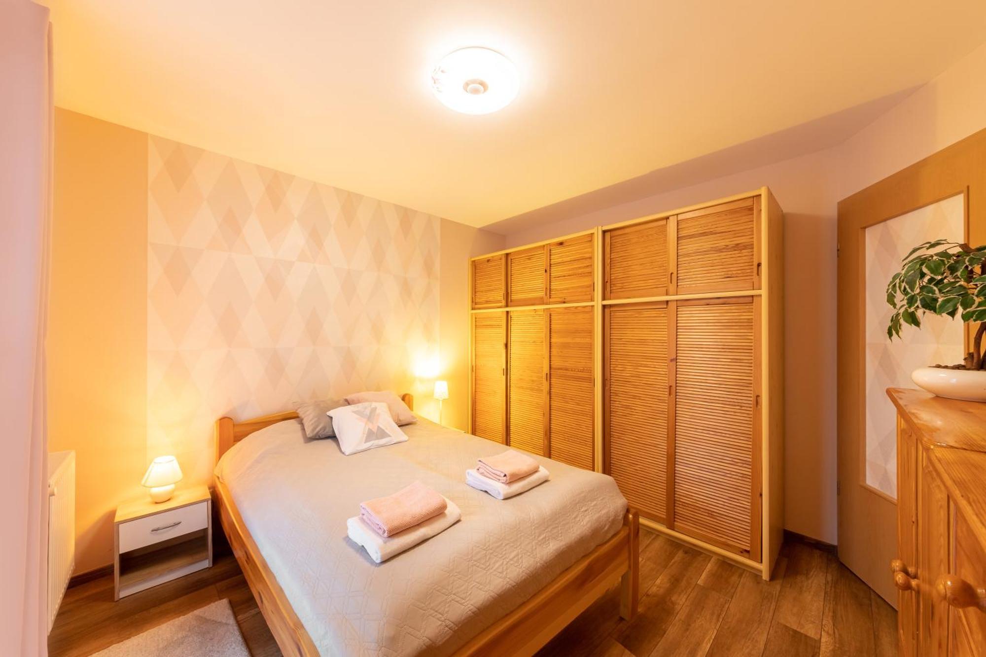 Center Budget Apartment Inside Free Parking Self Check-In Free Streaming Ac Balcony Budapeszt Zewnętrze zdjęcie